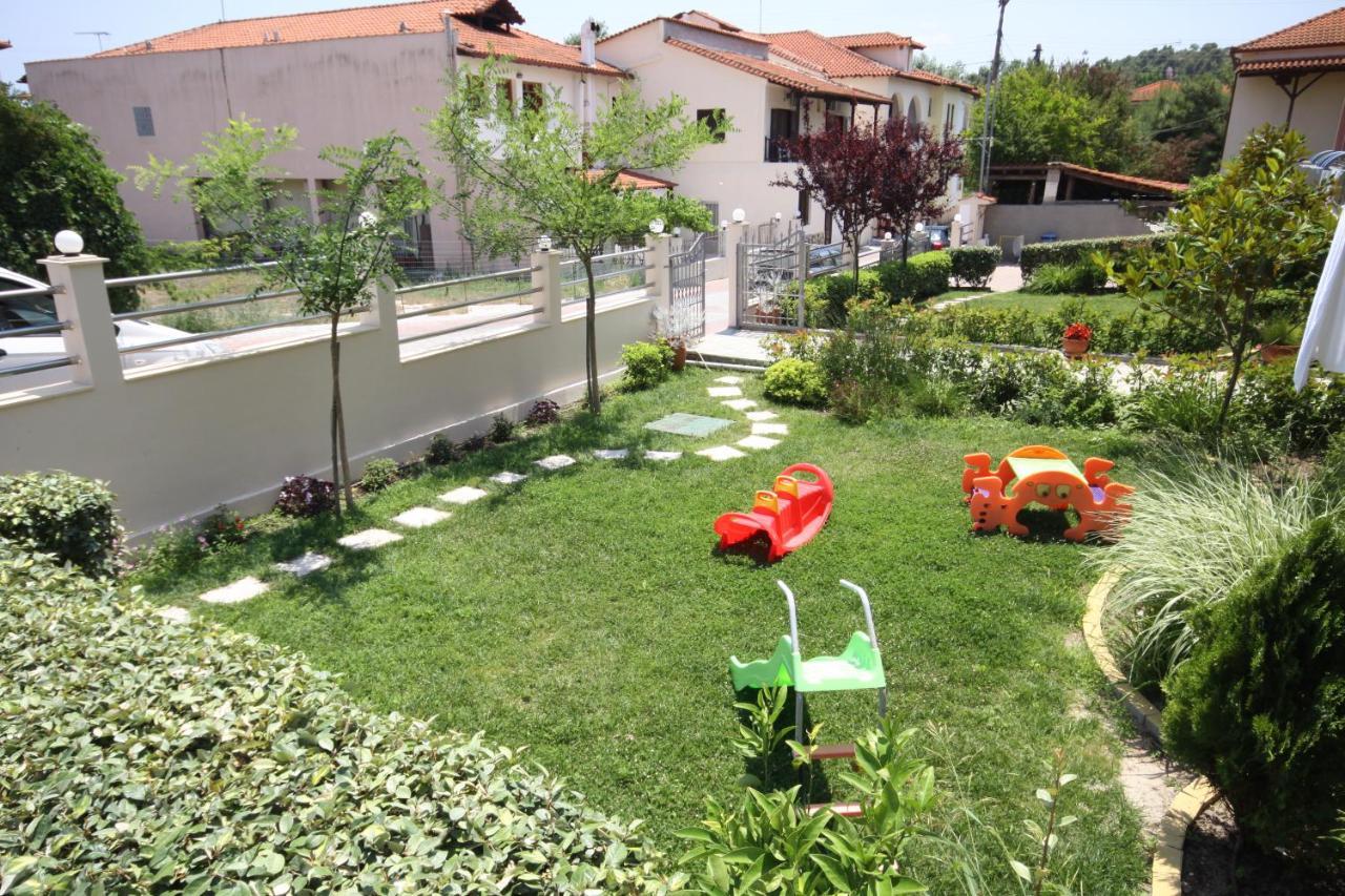 Coralli Studios Ormos Panagias Exterior foto